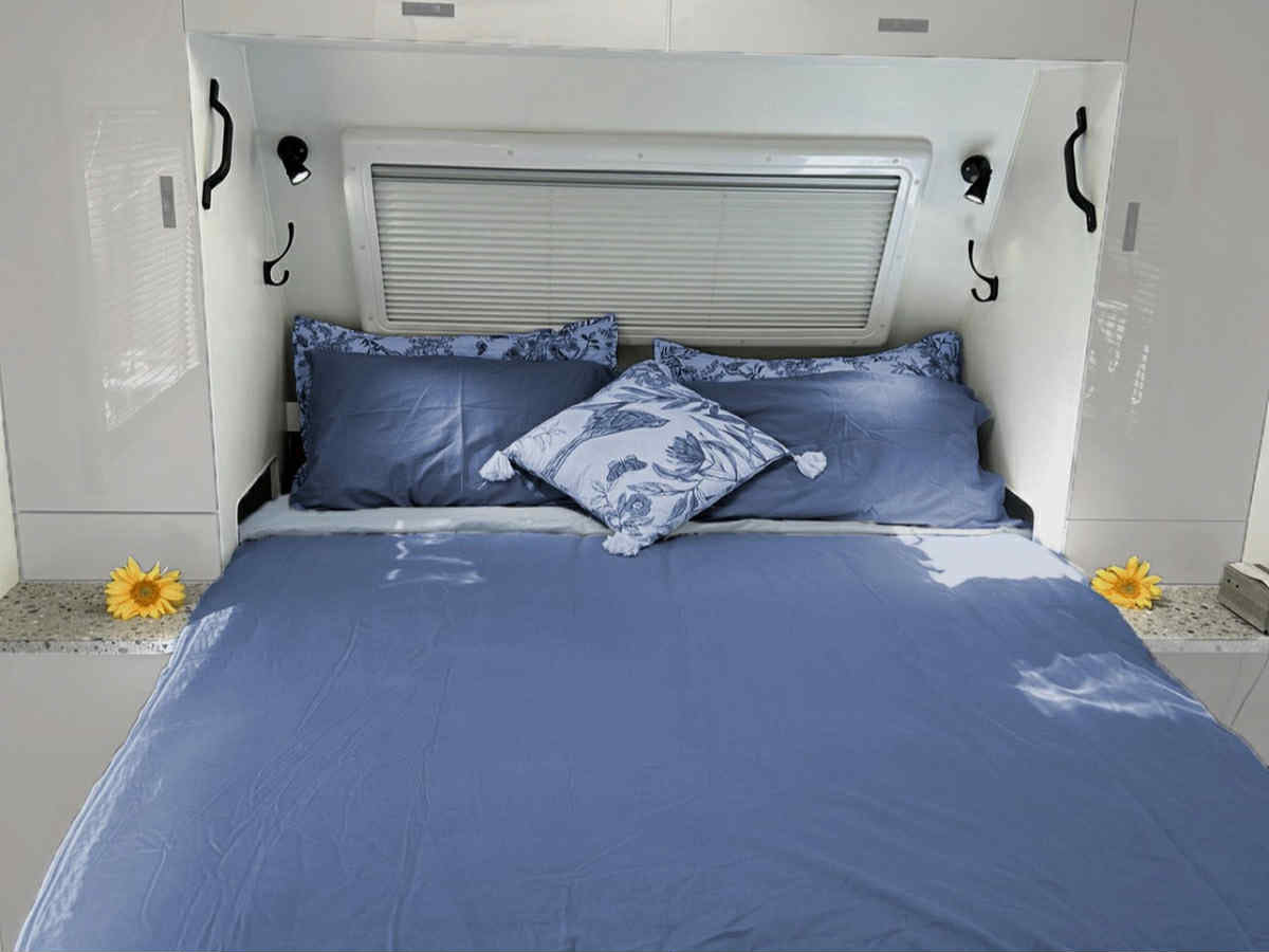 Caravan Bedding Sets – All-in-One Zip Bedding for Caravans & Homes