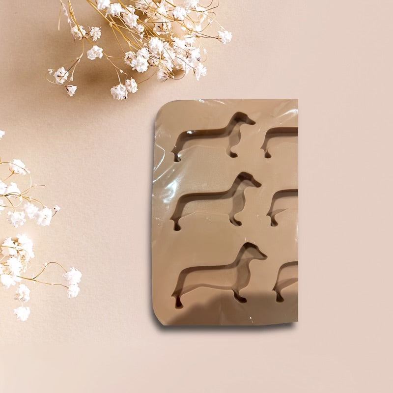 Paw-sitively Adorable Dachshund Ice Cube Tray ( Apricot Colour)