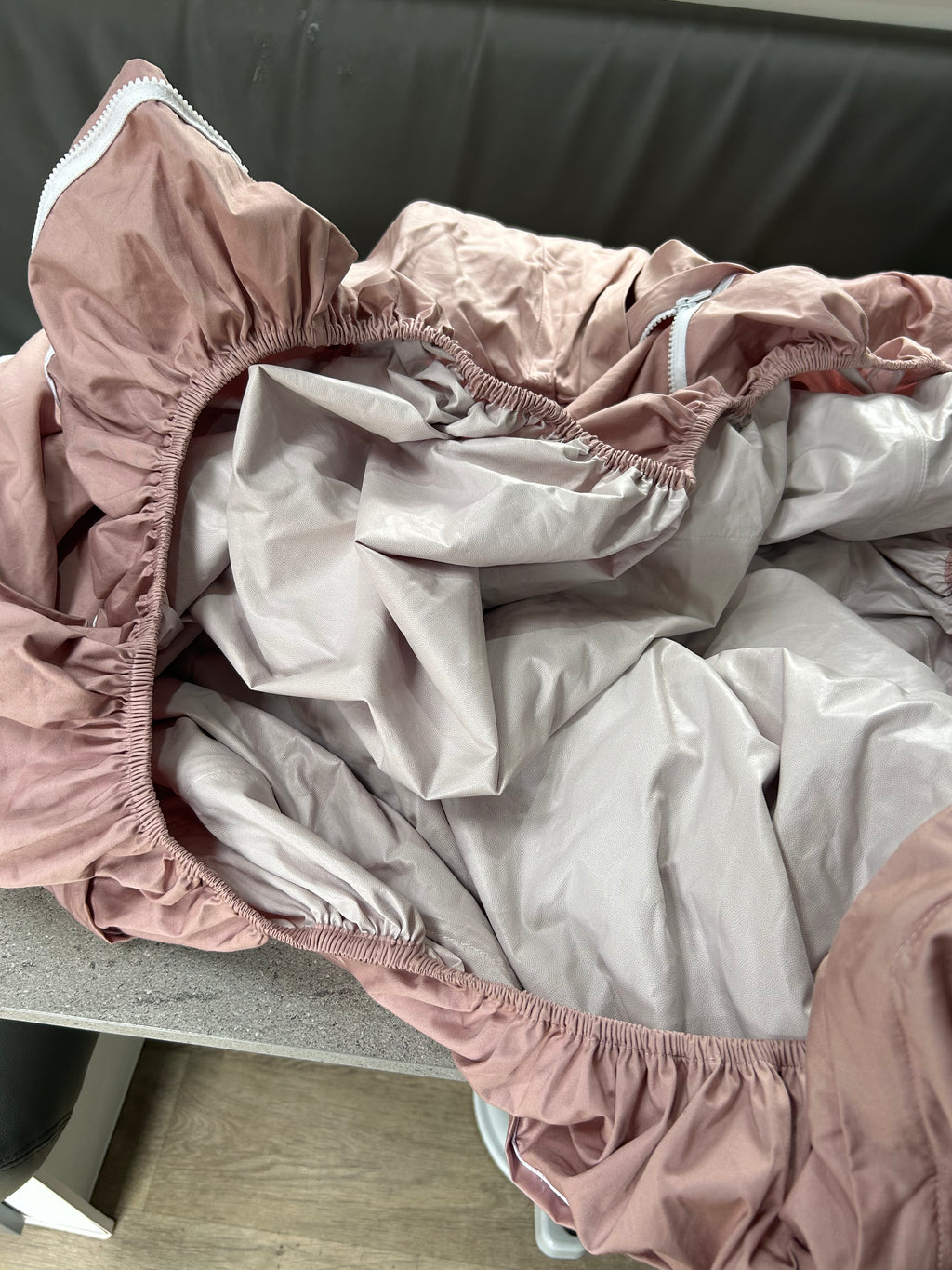 🏕️ Bunk Luxe Collection – Premium 400TC Egyptian Cotton All-in-One Zip Bedding